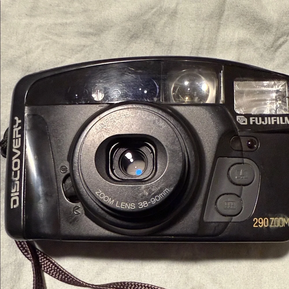 FUJIFILM DISCOVERY 290 ZOOM DATE PHOTO CAMERA W/ SHOULDER STRAP & SAMSONITE CASE